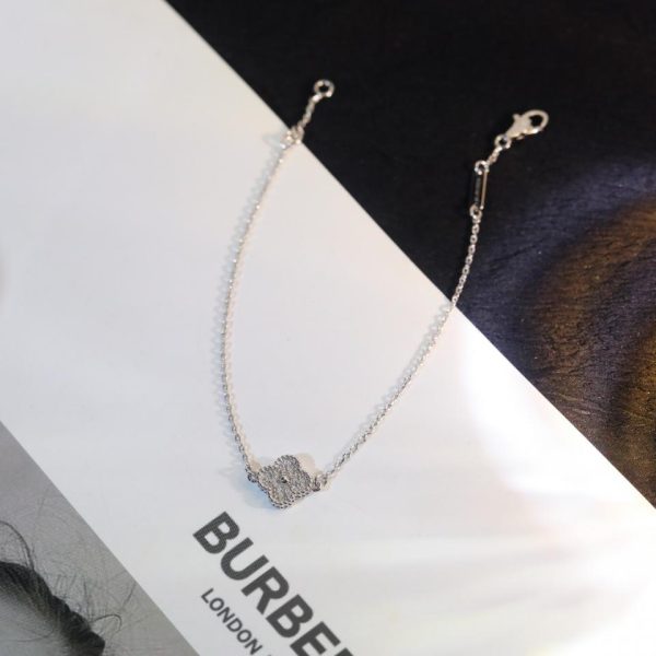 replica,repliche,fake,1:1,earrings,bracelet,ring,jewelry [Versione top] Bracciale Van Cleef & Arpels mini quadrifoglio pieno di diamanti