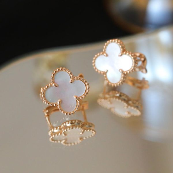 replica,repliche,fake,1:1,earrings,bracelet,ring,jewelry [Versione top] Orecchini medi con quadrifoglio di Van Cleef & Arpels