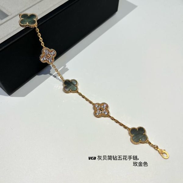 replica,repliche,fake,1:1,earrings,bracelet,ring,jewelry [Versione Top] Bracciale a cinque fiori con diamanti e conchiglia grigia di Van Cleef & Arpelsvca
