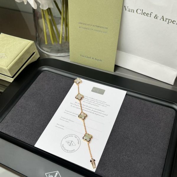 replica,repliche,fake,1:1,earrings,bracelet,ring,jewelry [Versione top] Bracciale Van Cleef & Arpels Pure Alhambra a quattro motivi