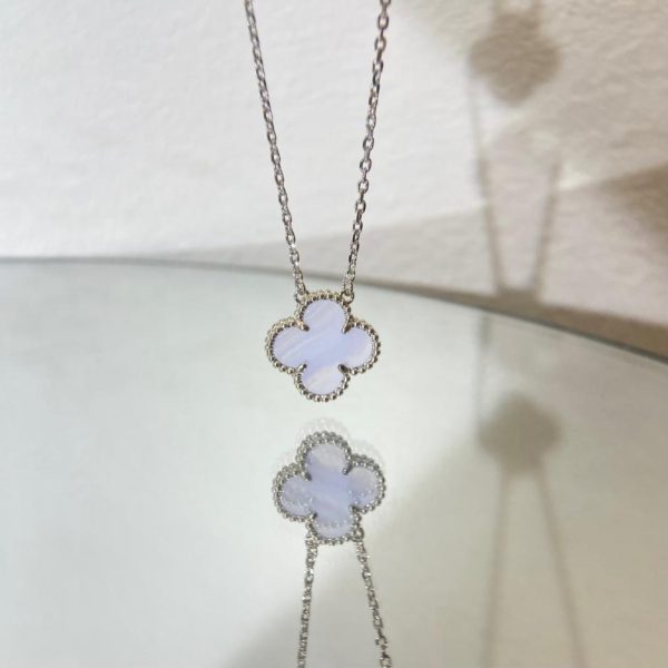 replica,repliche,fake,1:1,earrings,bracelet,ring,jewelry [Versione top] Collana classica di Van Cleef & Arpels con fiore singolo e quadrifoglio