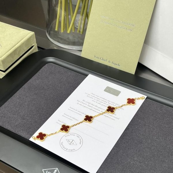 replica,repliche,fake,1:1,earrings,bracelet,ring,jewelry [Versione top] Classico braccialetto a cinque fiori di Van Cleef & Arpels
