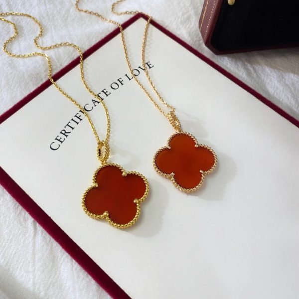 replica,repliche,fake,1:1,earrings,bracelet,ring,jewelry [Versione top] Collana classica di Van Cleef & Arpels con quadrifoglio e corniola a fiore grande