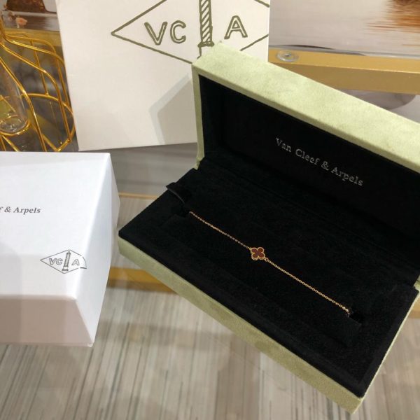 replica,repliche,fake,1:1,earrings,bracelet,ring,jewelry [Versione top] Bracciale mini fiore singolo Van Cleef & Arpels VCA