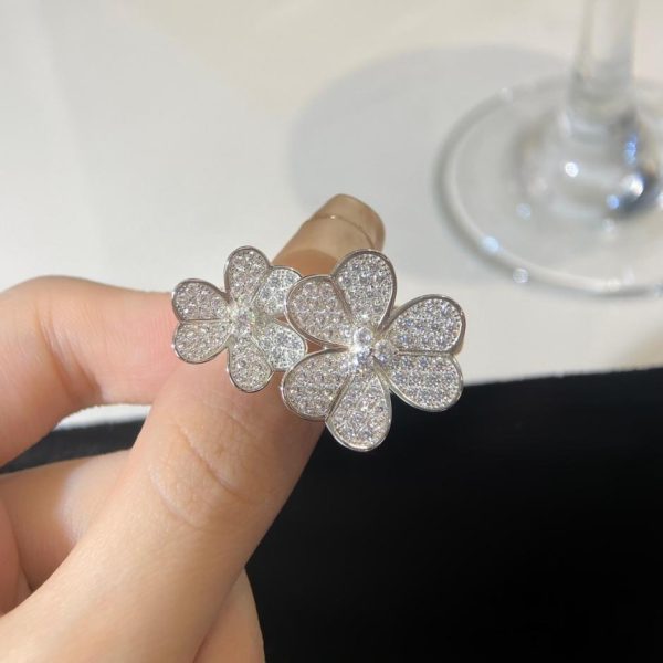 replica,repliche,fake,1:1,earrings,bracelet,ring,jewelry [Edizione Top] Anello Van Cleef & Arpels Clover Frivole Series