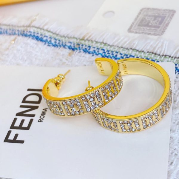 replica,repliche,fake,1:1,earrings,bracelet,ring,jewelry Nuovi orecchini Fendi con diamanti pieni