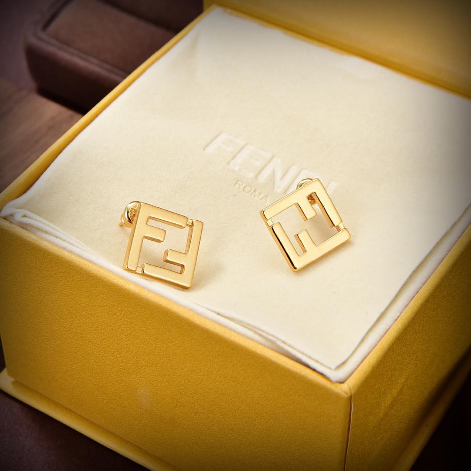 replica,repliche,fake,1:1,earrings,bracelet,ring,jewelry Orecchini con logo Fendi