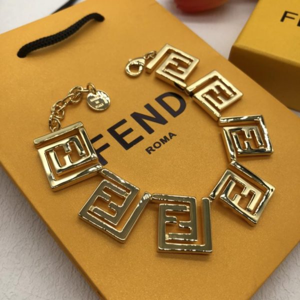 replica,repliche,fake,1:1,earrings,bracelet,ring,jewelry Bracciale Fendi