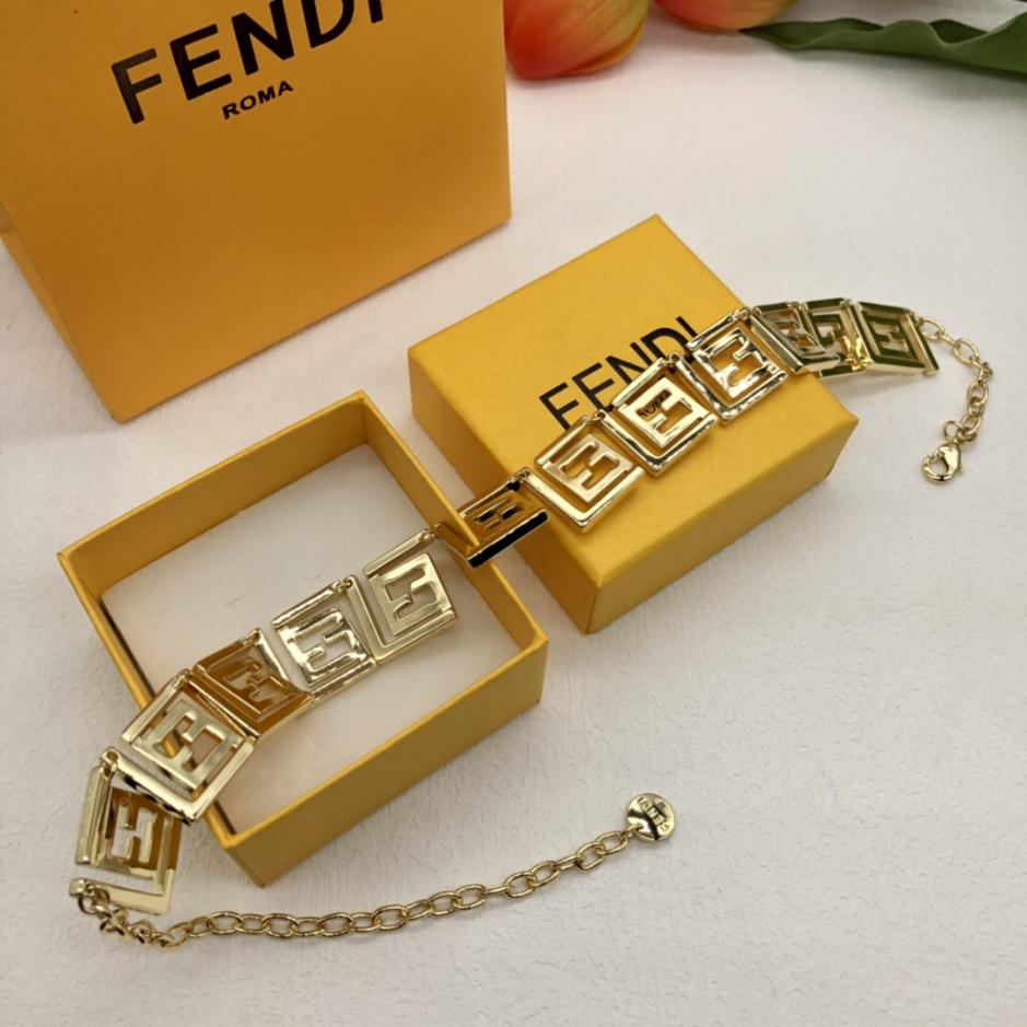 replica,repliche,fake,1:1,earrings,bracelet,ring,jewelry Collana Fendi