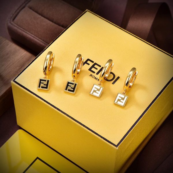 Orecchini logo FENDI