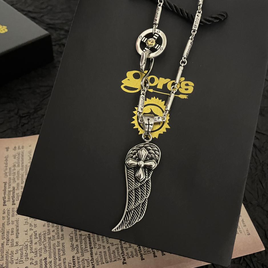 replica,repliche,fake,1:1,earrings,bracelet,ring,jewelry [Versione top] Collana con pendente in piuma Goro Takahashi di Goro