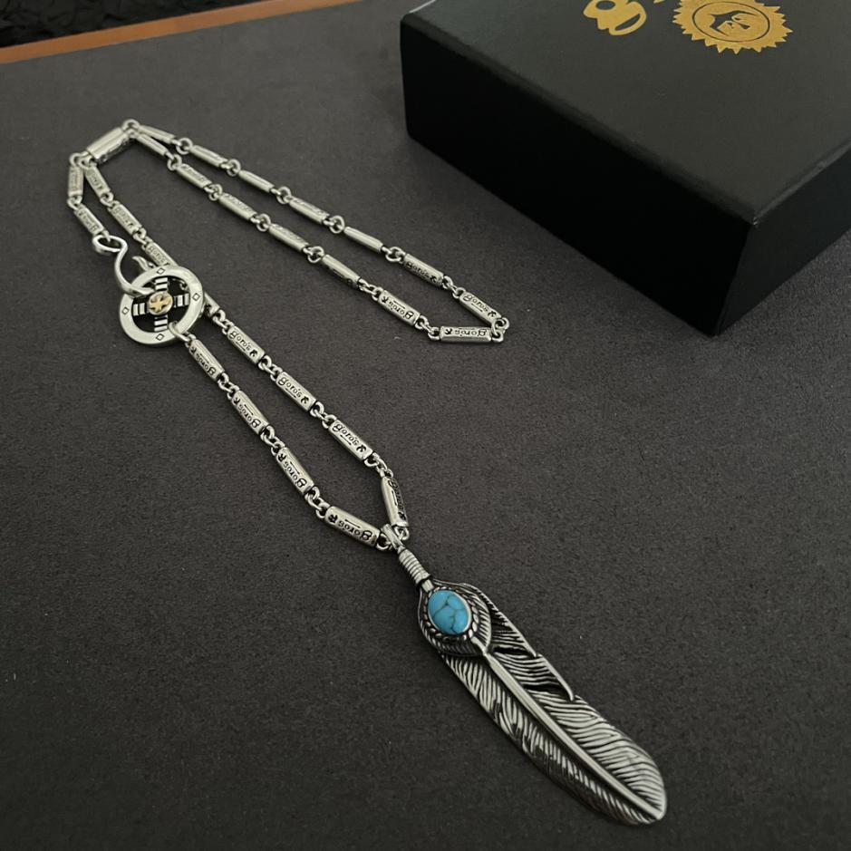 replica,repliche,fake,1:1,earrings,bracelet,ring,jewelry [Versione top] Ciondolo con piume Goro Takahashi di Goro Collana classica con lettere in bambù Takahashi