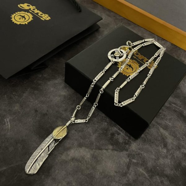 replica,repliche,fake,1:1,earrings,bracelet,ring,jewelry [Versione top] Collana con lettera classica Takahashi con ciondolo in piuma d’angelo Goro Takahashi di goro