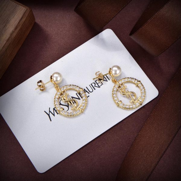 Orecchini con lettera YSL