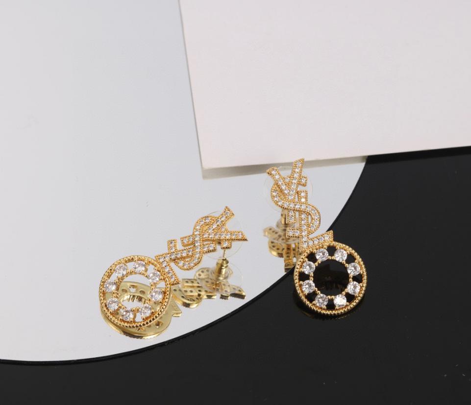replica,repliche,fake,1:1,earrings,bracelet,ring,jewelry Orecchini classici di lusso YSL replica,repliche,fake,1:1,earrings,bracelet,ring,jewelry Orecchini classici di lusso YSL