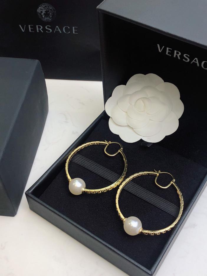 replica,repliche,fake,1:1,earrings,bracelet,ring,jewelry Orecchini metallici Versace