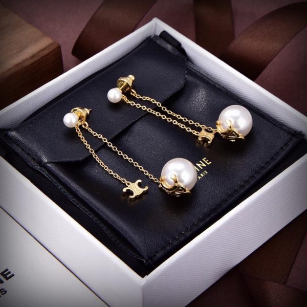 replica,repliche,fake,1:1,earrings,bracelet,ring,jewelry Nuovi orecchini Celine