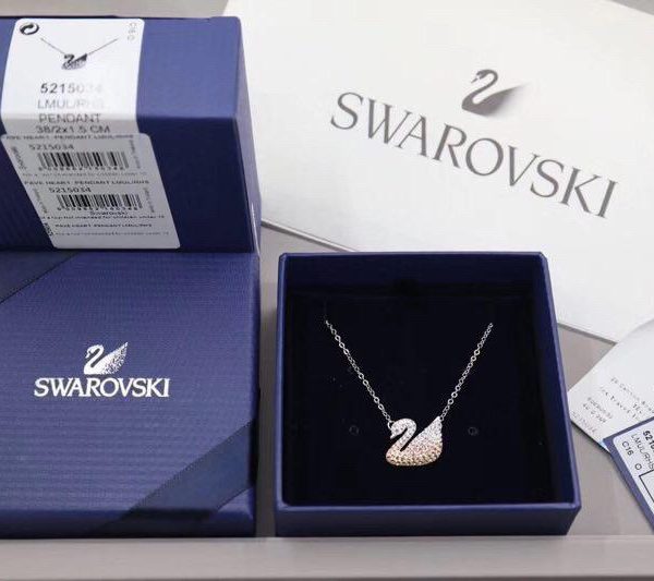 Collana con cigno graduato Swarovski