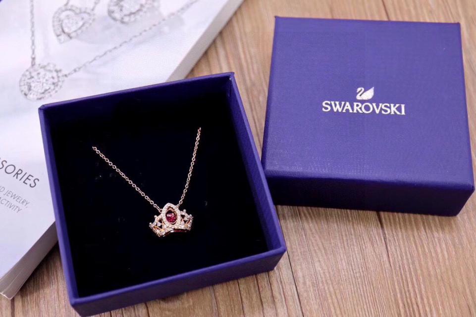 replica,repliche,fake,1:1,earrings,bracelet,ring,jewelry Set corona Swarovski replica,repliche,fake,1:1,earrings,bracelet,ring,jewelry Set corona Swarovski