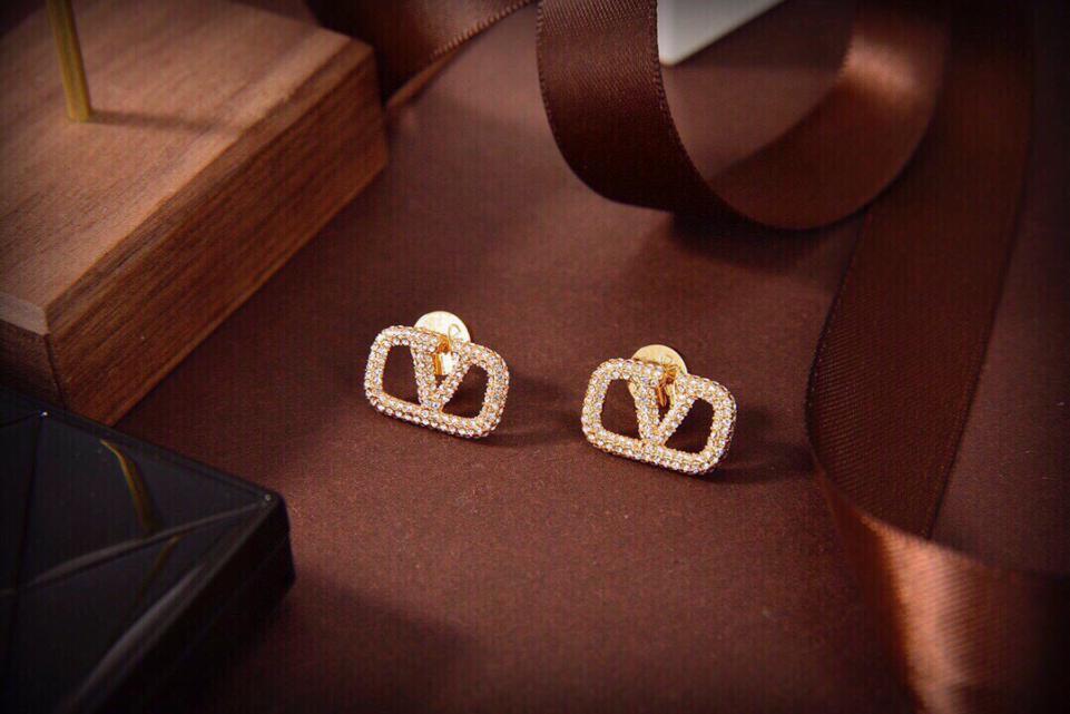 replica,repliche,fake,1:1,earrings,bracelet,ring,jewelry Orecchini Valentino con diamanti pieni replica,repliche,fake,1:1,earrings,bracelet,ring,jewelry Orecchini Valentino con diamanti pieni