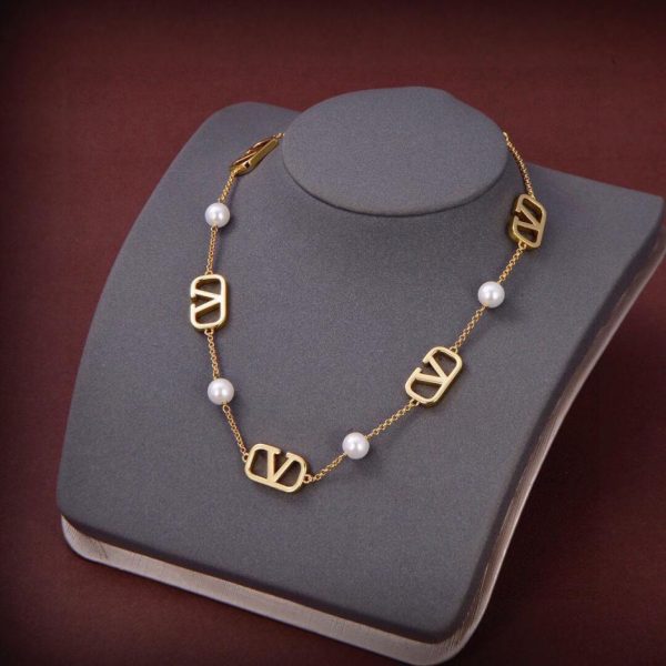 Collana Valentino