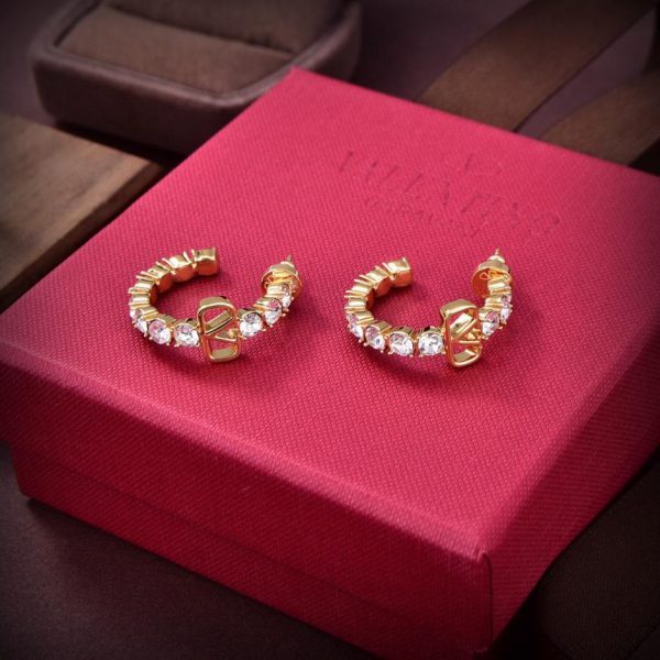 replica,repliche,fake,1:1,earrings,bracelet,ring,jewelry Nuovi orecchini Valentino