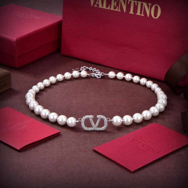 Collana Valentino