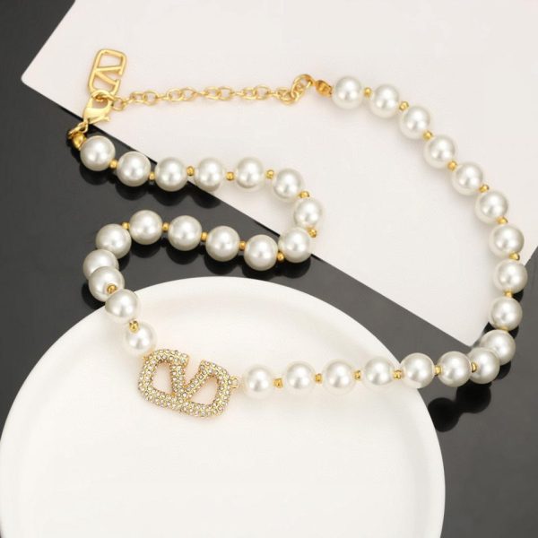 Collana di perle Valentino