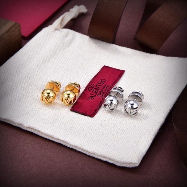 replica,repliche,fake,1:1,earrings,bracelet,ring,jewelry Nuovi orecchini Valentino