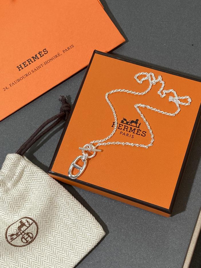 replica,repliche,fake,1:1,earrings,bracelet,ring,jewelry Collana Hermes con naso di maiale