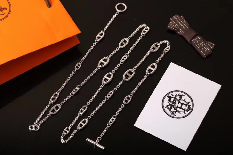 replica,repliche,fake,1:1,earrings,bracelet,ring,jewelry Collana lunga Hermes con naso di maiale replica,repliche,fake,1:1,earrings,bracelet,ring,jewelry Collana lunga Hermes con naso di maiale
