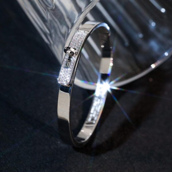 Bracciale Hermès interamente in diamanti