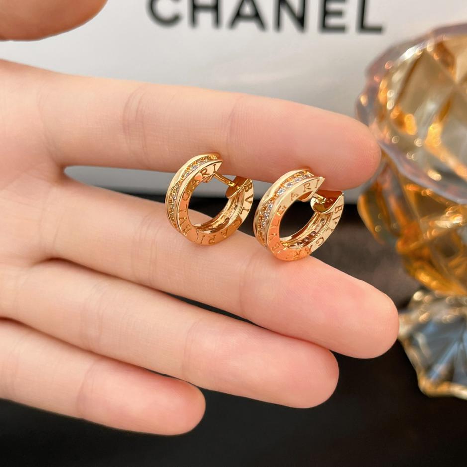 replica,repliche,fake,1:1,earrings,bracelet,ring,jewelry Orecchini serie Bvlgari B.zero1