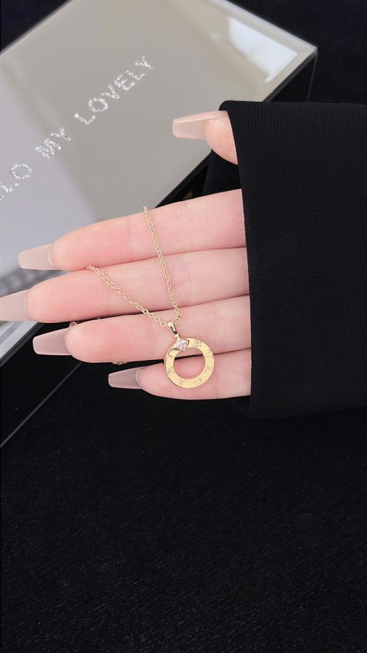 replica,repliche,fake,1:1,earrings,bracelet,ring,jewelry Collana con logo Bvlgari BV inciso replica,repliche,fake,1:1,earrings,bracelet,ring,jewelry Collana con logo Bvlgari BV inciso