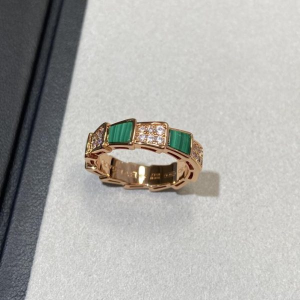 replica,repliche,fake,1:1,earrings,bracelet,ring,jewelry Anello Bvlgari con osso di serpente verde versione larga
