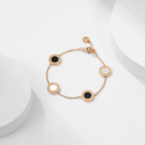replica,repliche,fake,1:1,earrings,bracelet,ring,jewelry Bracciale classico Bvlgari a quattro fiori in madreperla