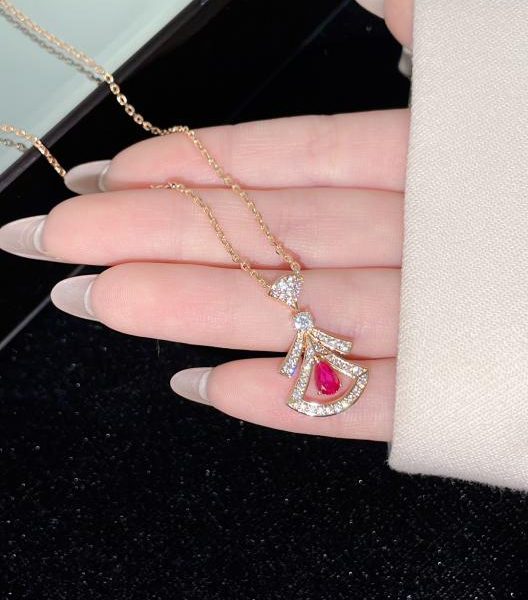 replica,repliche,fake,1:1,earrings,bracelet,ring,jewelry Bvlgari BV lancia la collezione Divas Dream