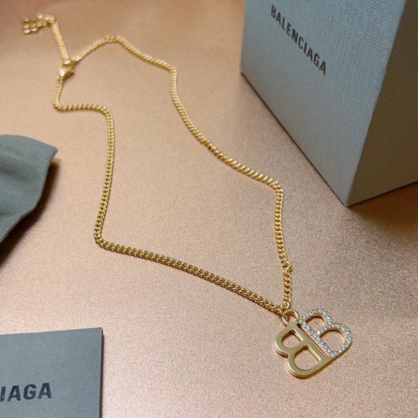 replica,repliche,fake,1:1,earrings,bracelet,ring,jewelry Nuova collana Balenciaga