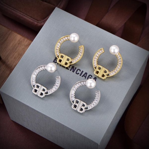 replica,repliche,fake,1:1,earrings,bracelet,ring,jewelry Nuovi orecchini Balenciaga