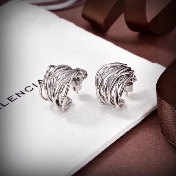 replica,repliche,fake,1:1,earrings,bracelet,ring,jewelry Nuovi orecchini in argento Balenciaga