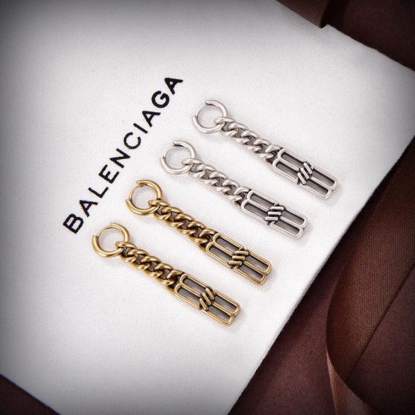 replica,repliche,fake,1:1,earrings,bracelet,ring,jewelry Nuovi orecchini in argento Balenciaga