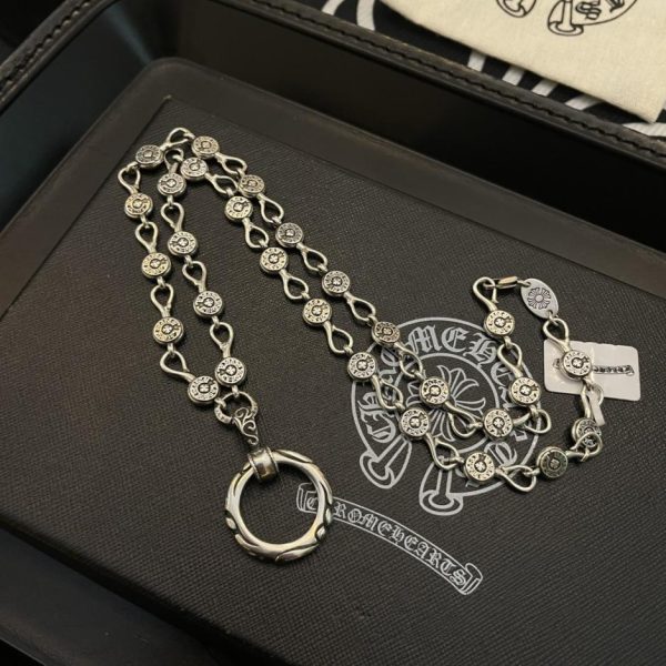 replica,repliche,fake,1:1,earrings,bracelet,ring,jewelry Collana vintage a ferro di cavallo con cuori cromati
