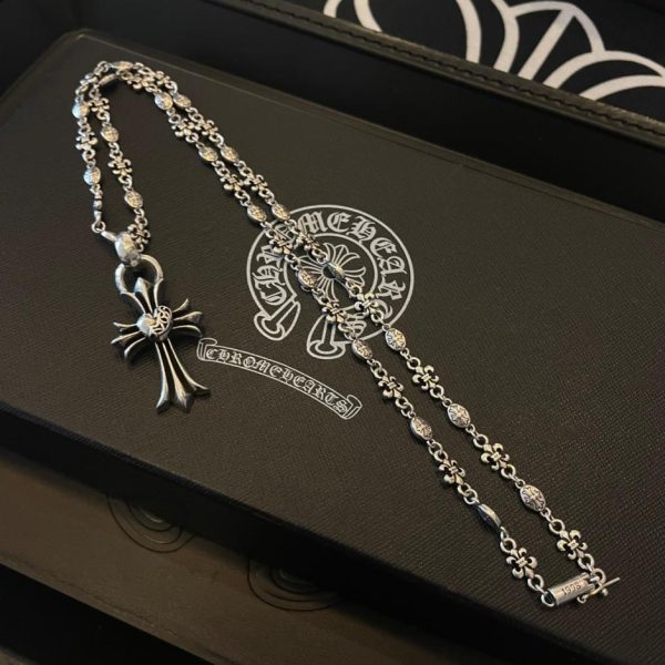 replica,repliche,fake,1:1,earrings,bracelet,ring,jewelry Collana multielemento vintage Chrome Hearts