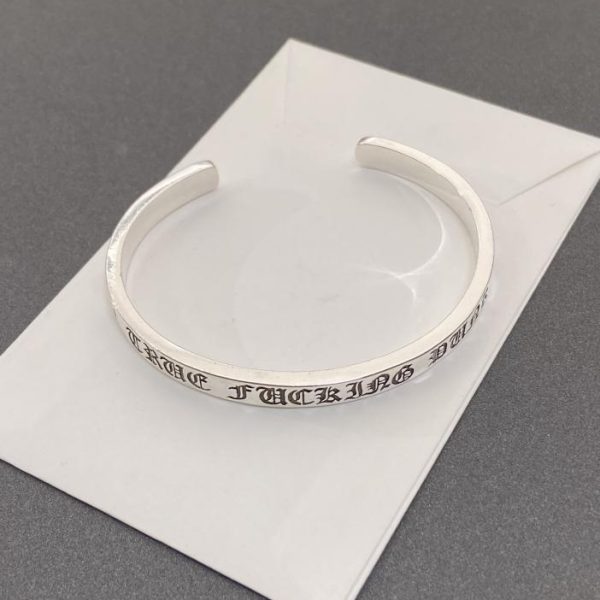 replica,repliche,fake,1:1,earrings,bracelet,ring,jewelry Bracciale con croce di cuori cromati