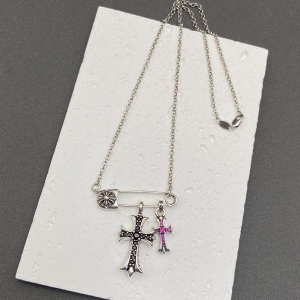 replica,repliche,fake,1:1,earrings,bracelet,ring,jewelry Collana vintage con cuori cromati