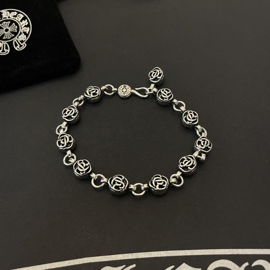 replica,repliche,fake,1:1,earrings,bracelet,ring,jewelry Bracciale vintage con cuori cromati replica,repliche,fake,1:1,earrings,bracelet,ring,jewelry Bracciale vintage con cuori cromati