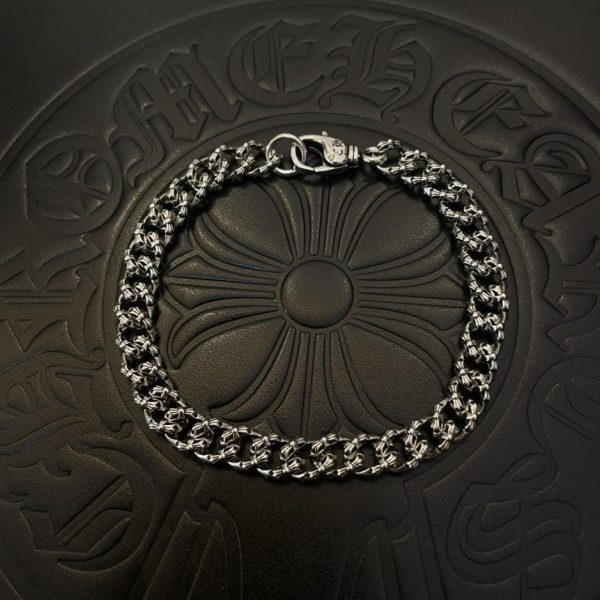 replica,repliche,fake,1:1,earrings,bracelet,ring,jewelry Bracciale cubano vintage con cuori cromati