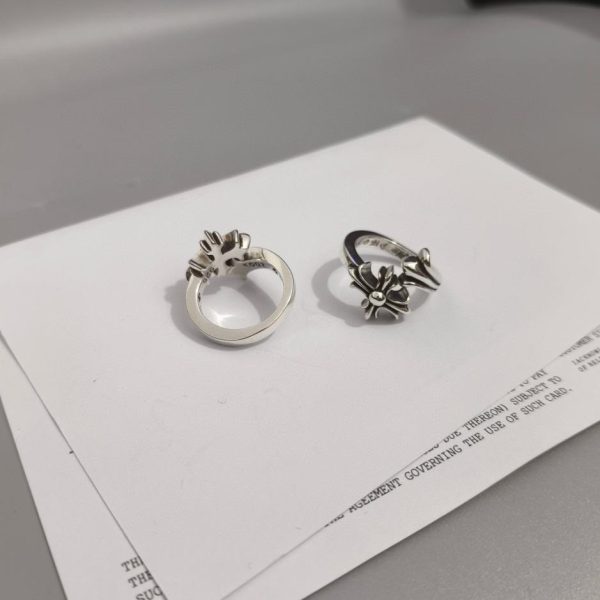 replica,repliche,fake,1:1,earrings,bracelet,ring,jewelry Anello a coda di pesce con cuori cromati