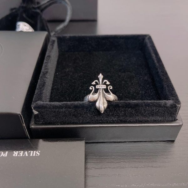 replica,repliche,fake,1:1,earrings,bracelet,ring,jewelry Anello aperto con cuori cromati