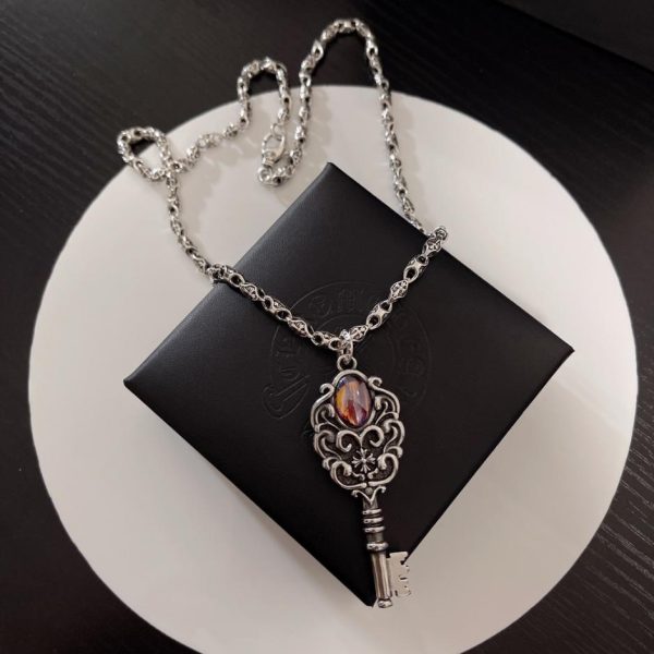 replica,repliche,fake,1:1,earrings,bracelet,ring,jewelry Collana con cuori cromati